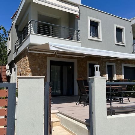 Nikiti Heart Luxury Villa エクステリア 写真
